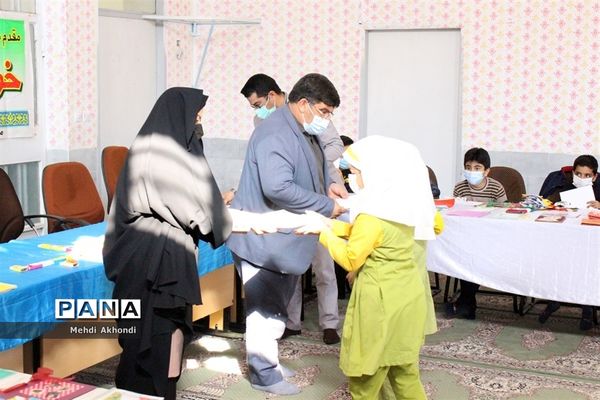 آیین تجلیل از برگزیدگان جشنواره کتاب من