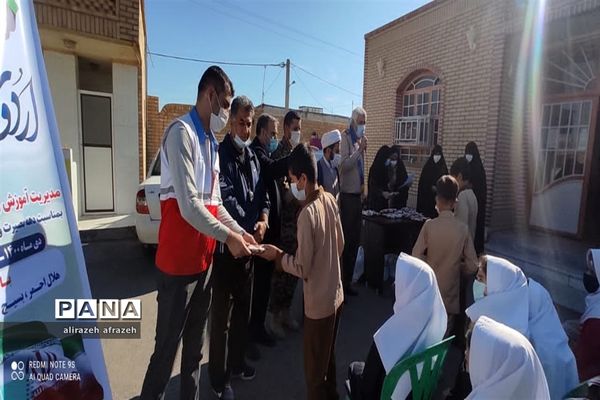 اردوی جهادی فرهنگیان و دانش‌آموزان درروستای قلعه مختار اندیمشک