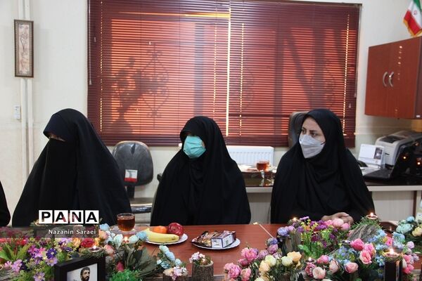 تجلیل از خانواده شهدای مدافع حرم در اسلامشهر