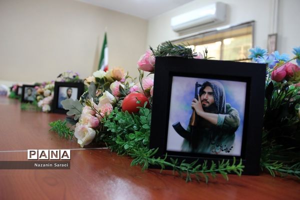 تجلیل از خانواده شهدای مدافع حرم در اسلامشهر