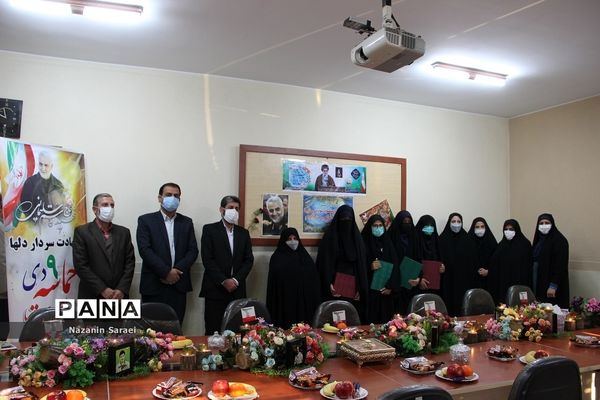 تجلیل از خانواده شهدای مدافع حرم در اسلامشهر