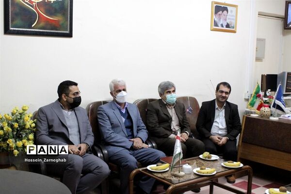 عقد تفاهم‌نامه همکاری مشترک پخش فیلم سینمایی مرد نقره‌ای