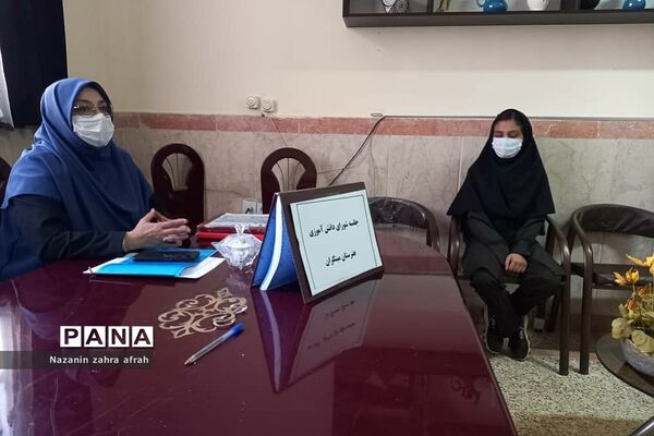 برگزاری جلسات شورای دانش‌آموزی در آموزش و پرورش رودهن