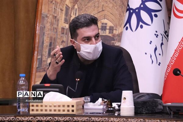 نشست خبری روح الله رشیدی با رسانه‌های تبریز