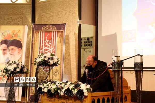 محفل انس با قرآن در اداره آموزش و پرورش ناحیه