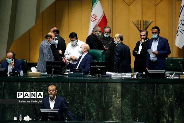 صحن علنی مجلس سه شنبه ۲۱ دی