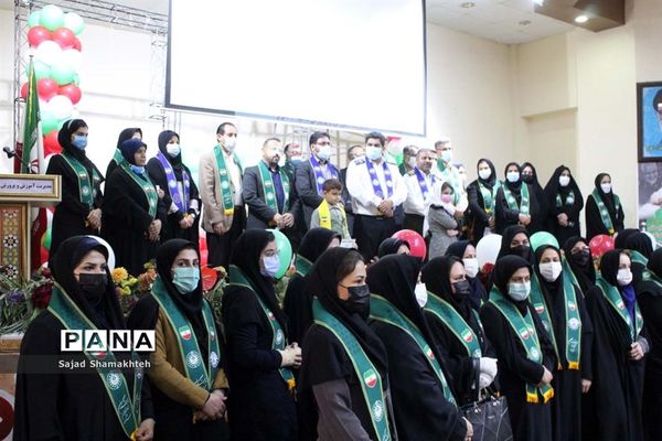 کارگاه آموزشی توجیهی مربیان پیشتاز ناحیه 4 اهواز