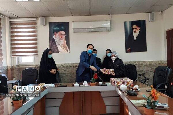 تقدیر از برگزیدگان مسابقه عکاسی جشنواره عذا در شهرستان قرچک