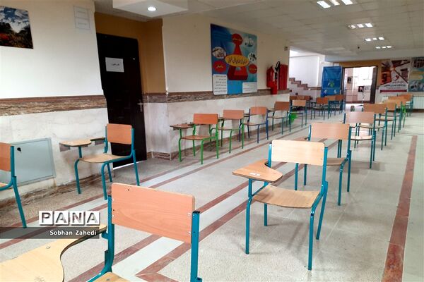 امتحانات حضوری  زیر سایه سنگین  کرونا در رودهن