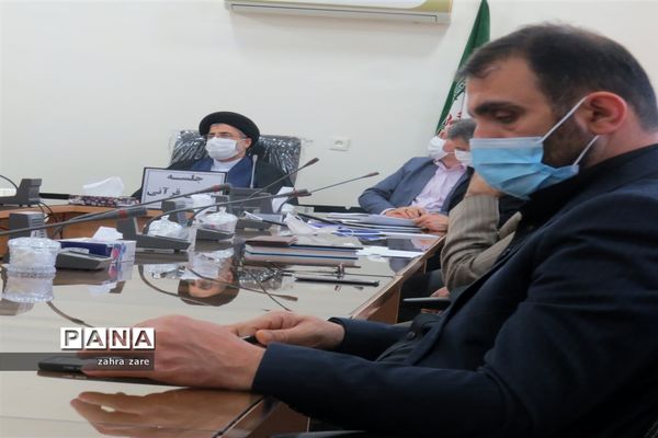 نشست شورای قرآنی آموزش و پرورش محمودآباد