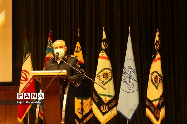 کارگاه علمی کاربردی استانی مدیریت پیشگیری از وقوع جرائم شایع و آسیب‌های نوپدید