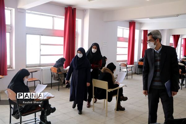 بازدید مدیرکل آموزش و پرورش آذربایجان غربی از فرآیند برگزاری امتحانات نهایی