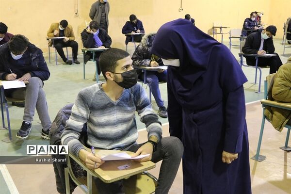 بازدید مدیرکل آموزش و پرورش آذربایجان غربی از فرآیند برگزاری امتحانات نهایی
