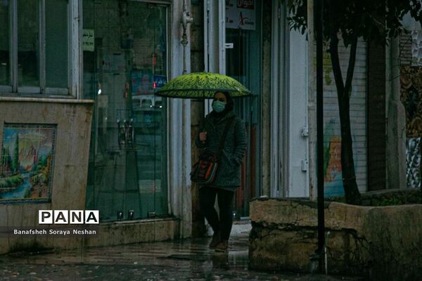شیراز در یک روز بارانی