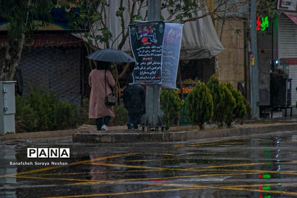 شیراز در یک روز بارانی