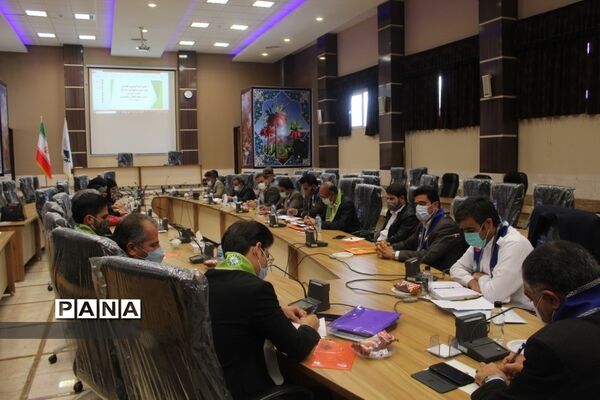 گردهمایی معاونان پرورشی و مسئولان سازمان دانش‌آموزی در استان چهارمحال و بختیاری