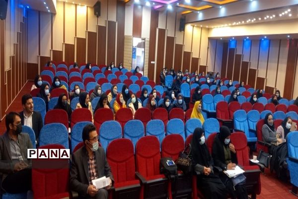 جلسه شورای آموزگاران آموزش مهارت‌های خود مراقبتی در پرند