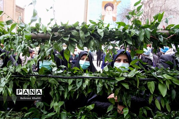 تشییع و تدفین پیکر دو شهید گمنام در محوطه وزارت کشور