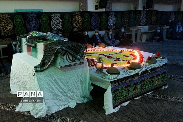 تشییع و تدفین پیکر دو شهید گمنام در محوطه وزارت کشور