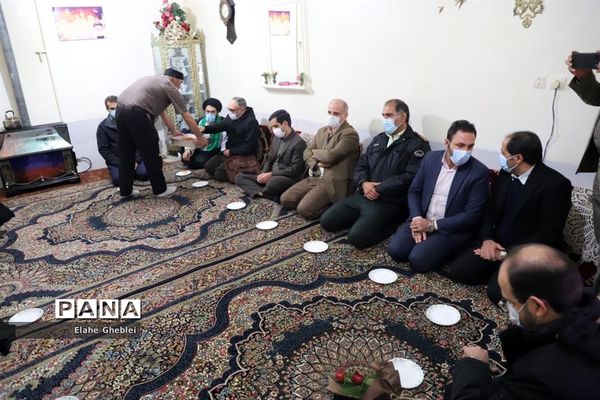 تجلیل مدیران قیامدشت از مقام‌ والای مادران و همسران‌شهدا