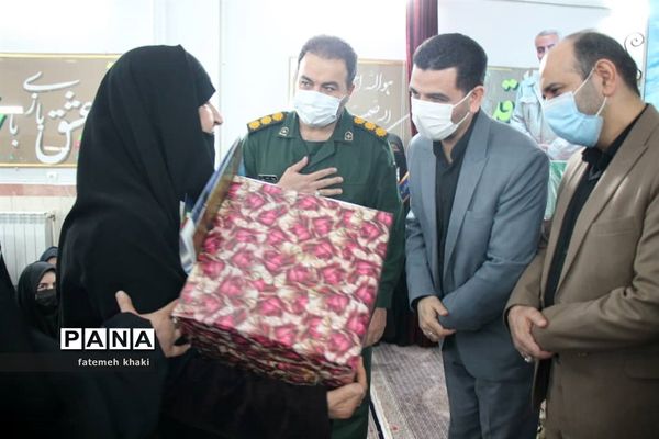 مراسم تکریم از مادران شهدا و وداع با پیکر شهید گمنام