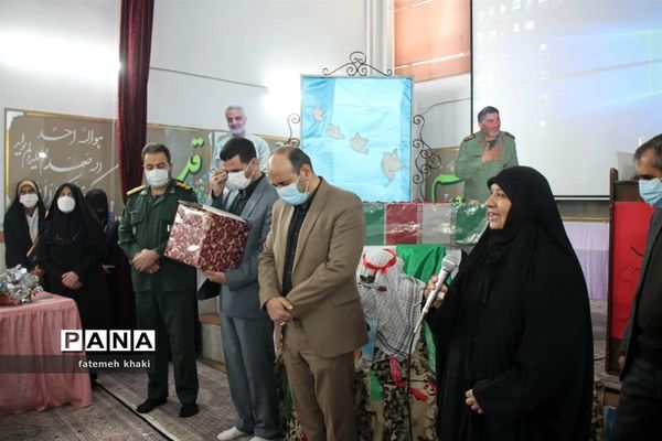 مراسم تکریم از مادران شهدا و وداع با پیکر شهید گمنام