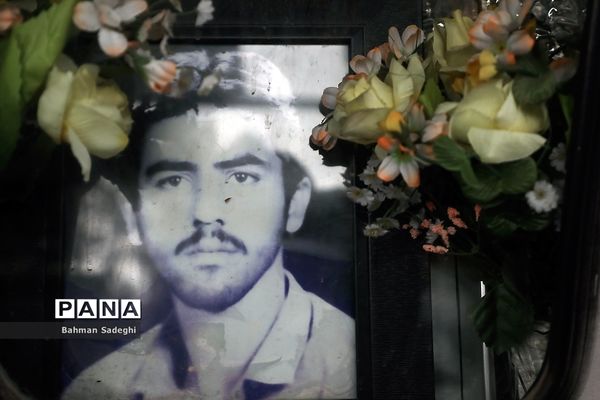 نگاه‌هایی که حرف می زنند