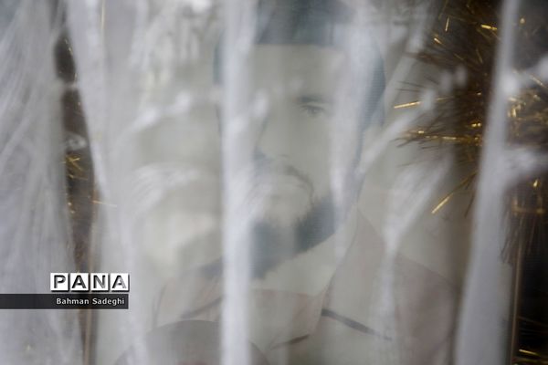 نگاه‌هایی که حرف می زنند