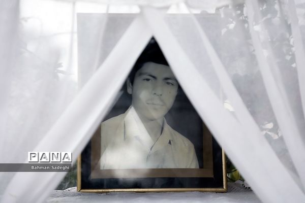 نگاه‌هایی که حرف می زنند