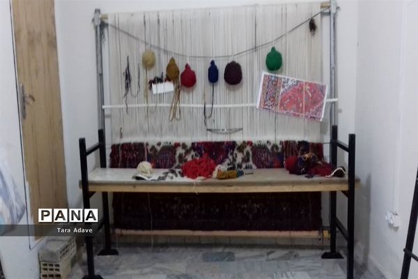 کارگاه و آموزشگاه فرش دستبافت و صنایع دستی و سنتی در ملارد