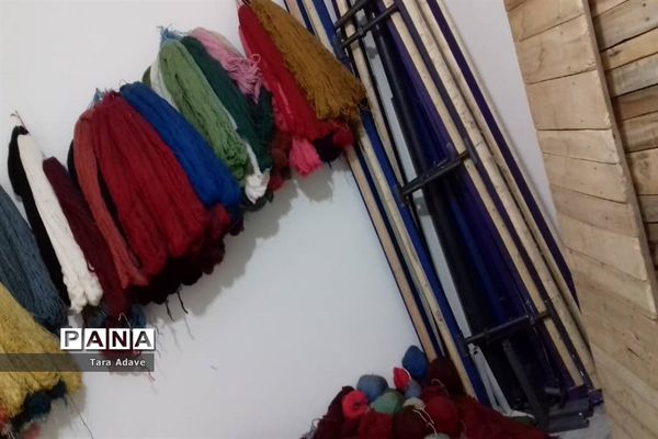 کارگاه و آموزشگاه فرش دستبافت و صنایع دستی و سنتی در ملارد