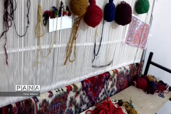 کارگاه و آموزشگاه فرش دستبافت و صنایع دستی و سنتی در ملارد