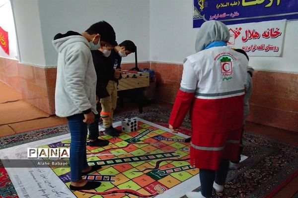 برگزاری دوره آموزشی کمک‌های اولیه در روستای قلعه فرامرز ملارد