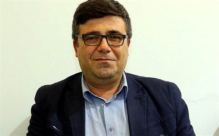 داود امیریان: الهام از حماسه‌های بومی و اقتباس از متون اصلی ایرانی جایش را به هری ‌پاتر و ارباب حلقه‌ها داده است