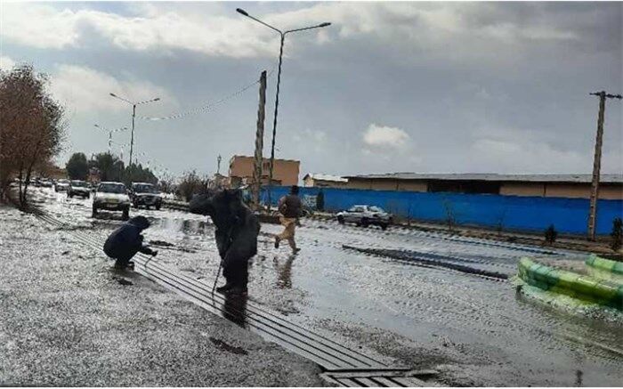 بارندگی مدارس خاش را به تعطیلی کشاند