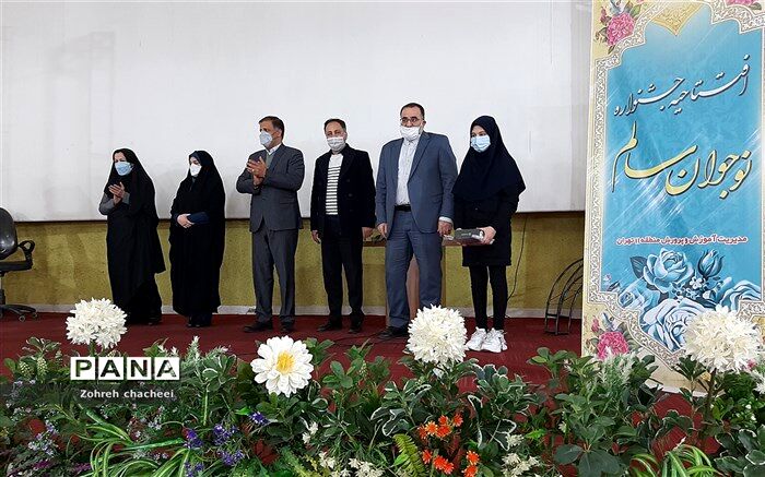 عنایت مهر: نوجوانان و جوانان یاریگران زندگی هستند