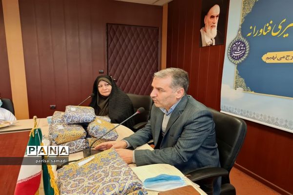 تقدیر از دانش‌آموزان  منتخب منطقه ۱۳ در تولید محتوای دهه بصیرت