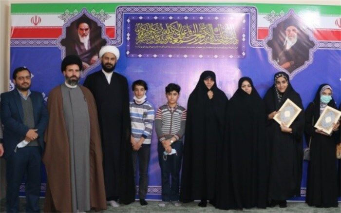 امام حسین در میدان جنگ هم دست از نماز برنداشت