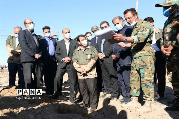 عملیات اجرایی طرح ۲۰۰۰ هکتاری بیابان زدایی و کاشت نهال در استان خوزستان