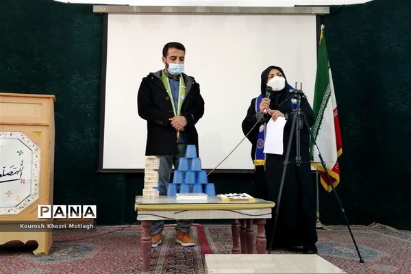 آماده‌سازی دانش‌آموزان منتخب المپیاد رویش برای مرحله استانی در شهرستان کازرون