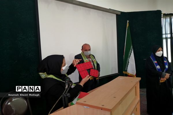 آماده‌سازی دانش‌آموزان منتخب المپیاد رویش برای مرحله استانی در شهرستان کازرون