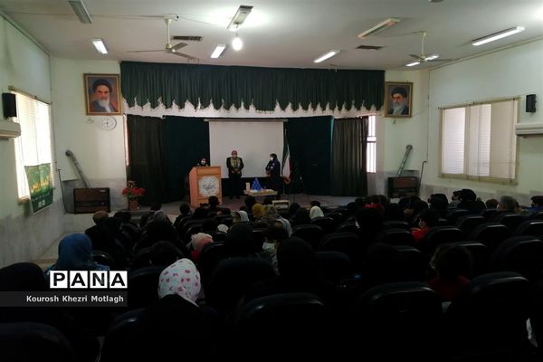 آماده‌سازی دانش‌آموزان منتخب المپیاد رویش برای مرحله استانی در شهرستان کازرون