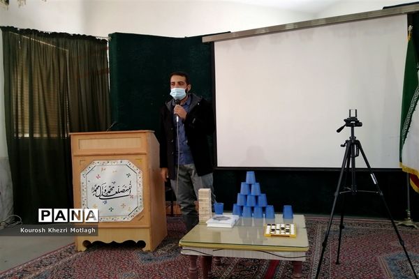 آماده‌سازی دانش‌آموزان منتخب المپیاد رویش برای مرحله استانی در شهرستان کازرون