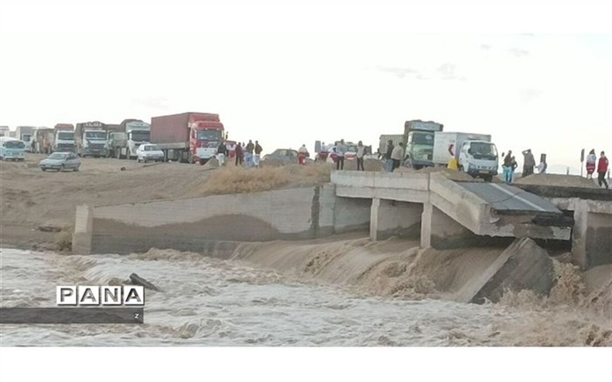 امداد رسانی به روستاهای سیل زده ادامه دارد