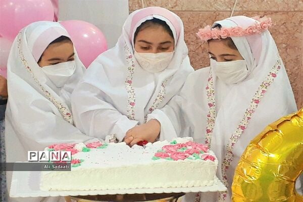 جشن تکلیف ویژه دانش آموزان دختر پایه سوم ابتدایی شهرستان کلات