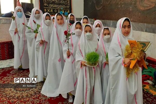 جشن تکلیف ویژه دانش آموزان دختر پایه سوم ابتدایی شهرستان کلات