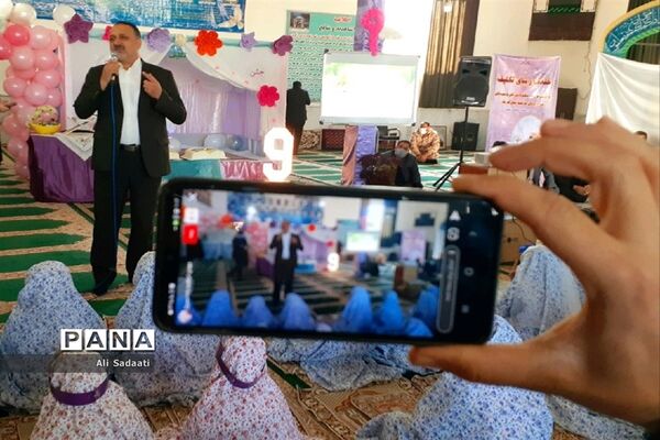 جشن تکلیف ویژه دانش آموزان دختر پایه سوم ابتدایی شهرستان کلات