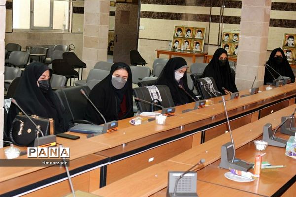 گرامیداشت هفته شوراهای آموزش و پرورش