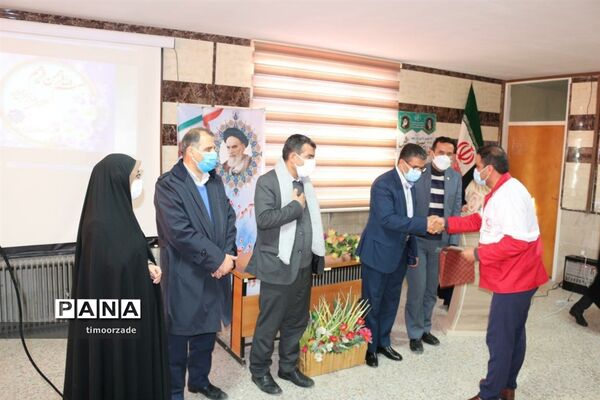 گرامیداشت هفته شوراهای آموزش و پرورش