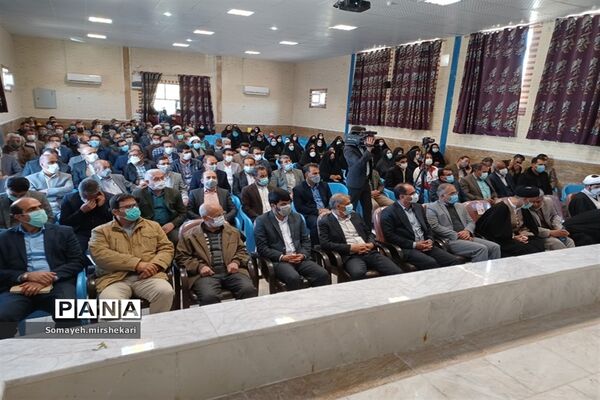 آیین تکریم و معارفه روسای سابق و جدید اداره آموزش و پرورش شهرستان نی ریز